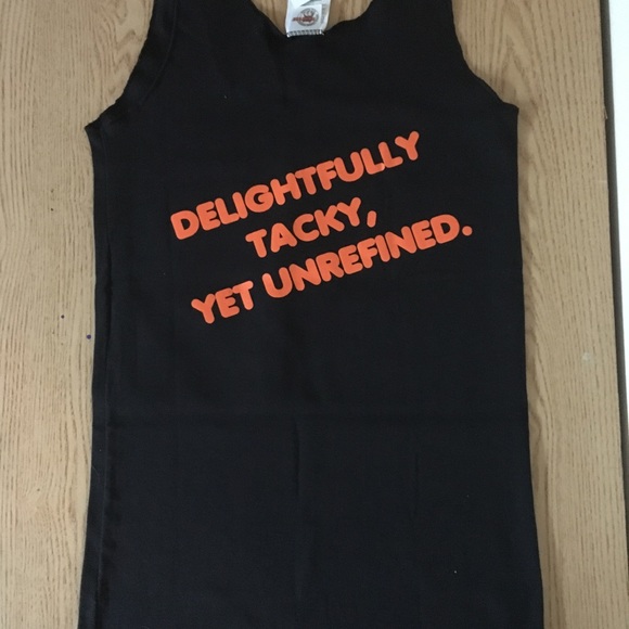 New Hooters Girl Uniform Tank Top from Clearwater Florida Sizes Xs Small Medium - Picture 5 of 10